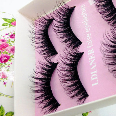 Thick eyelashes