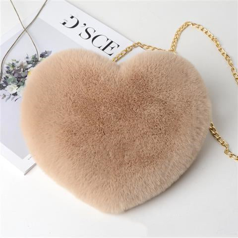 Love shaped purse with chain strap