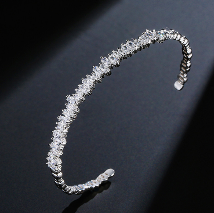 Luxury micro-inlaid zircon bracelet