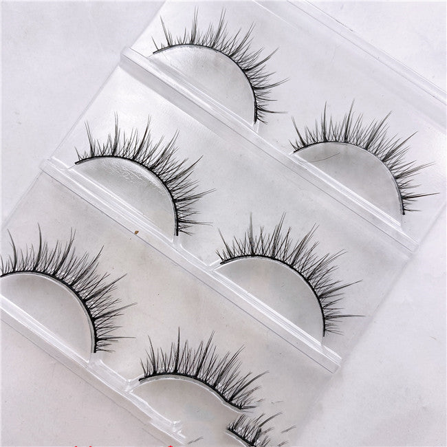 Tips And Tails Eyelashes -Glue included